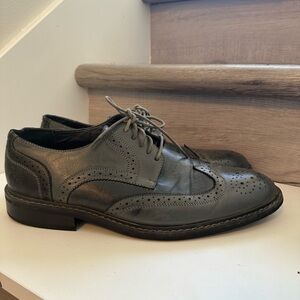 Penguin Munsingwear Welton
Visit gray wingtip oxfords Size 11